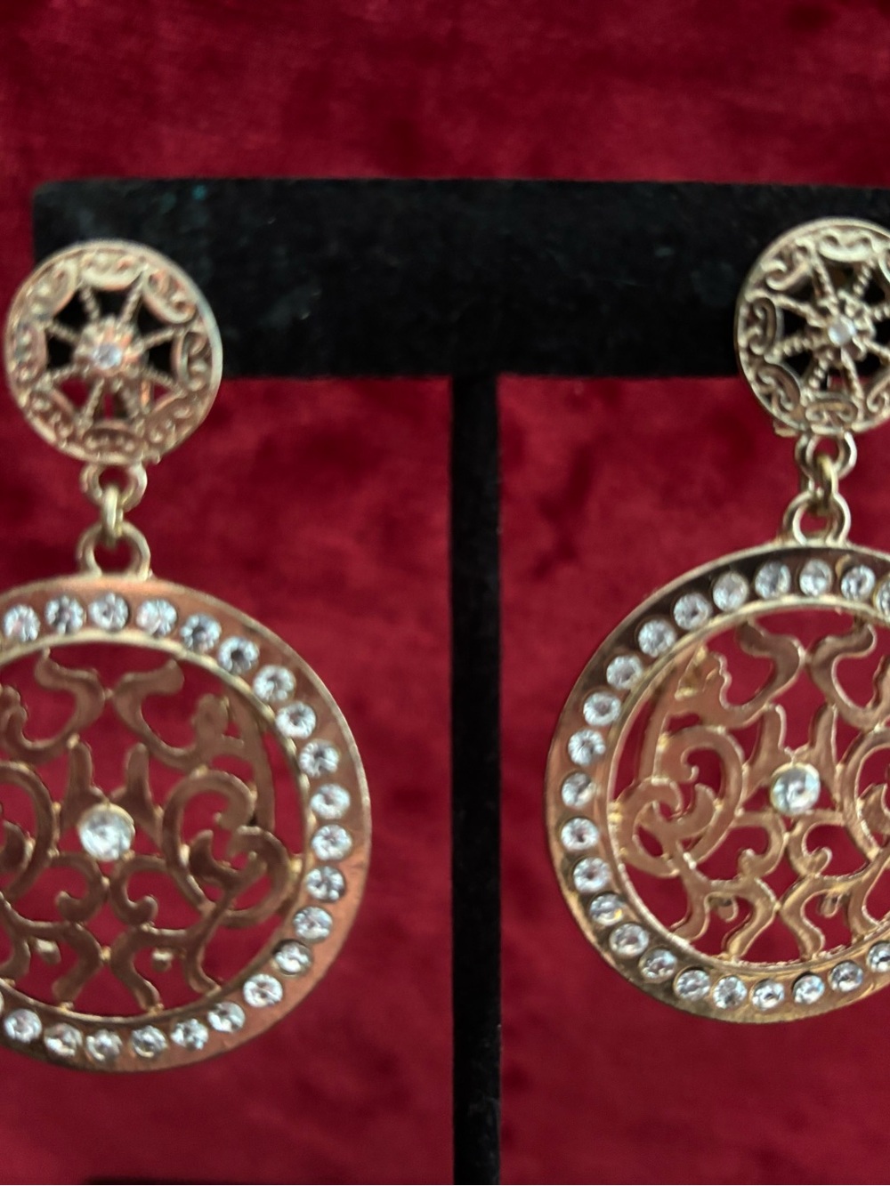 Gold-Tone Filigree Crystal Drop Earrings - Elegant Women Jewelry